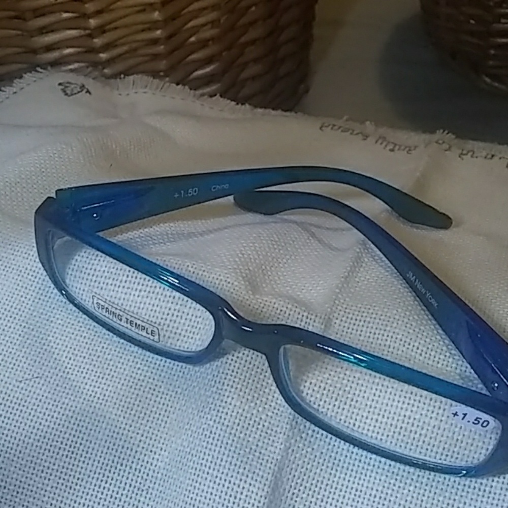 Jones New York Reading Glasses - Picture 3 of 7